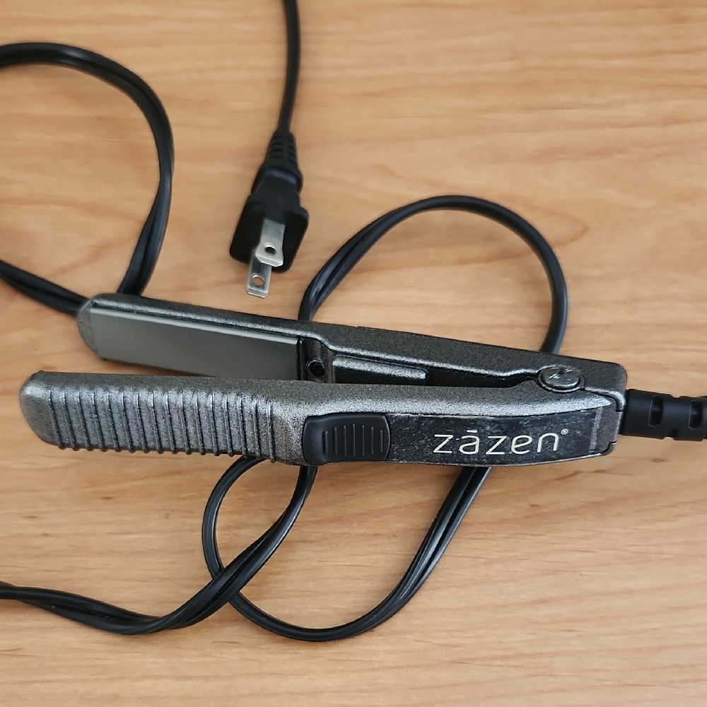 Zazen mini flat iron